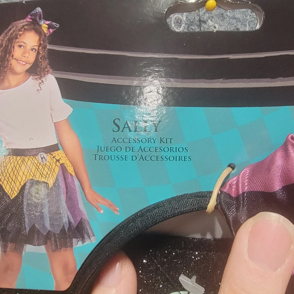 Kids-Girls Halloween Sally Skit & Headband New Age 7and up‎